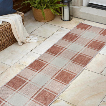 Sabine Traditional Farmhouse Bold Gingham Area Rug